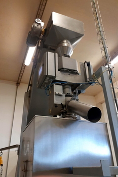 QUICKTRON 07 RH HyQ Clean szabadeséses fémdetektor – granulálás és keverékek homogenizálása a gyógyszeriparban