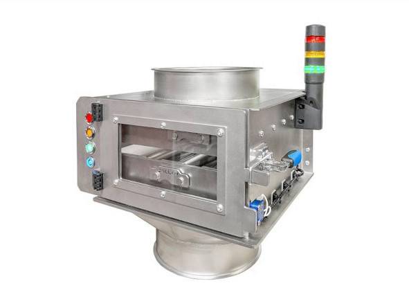 Szekrény típusú rácsos mágneses elválasztók MSS-MC ALARM telítettségi kijelzővel