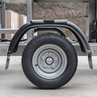 FIREFLY 6 mobil fénykereszt, amely a repülőtéri kifutópálya lezárását jelzi